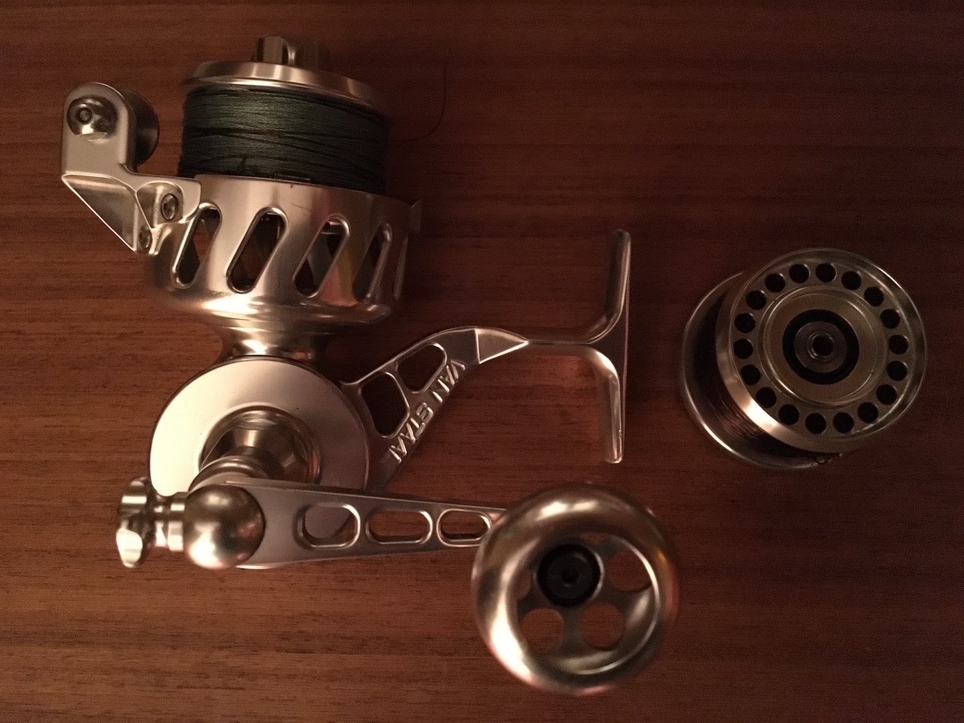 This Van Staal VS-100 pinning reel has been a totally reliable piece of high quality engineering that I've owned as a professional salmon guide and have used for the last 20 years on the River Tay. If you're looking for a quality built spin fishing reel then look no further than this brand of high quality spinning reel.